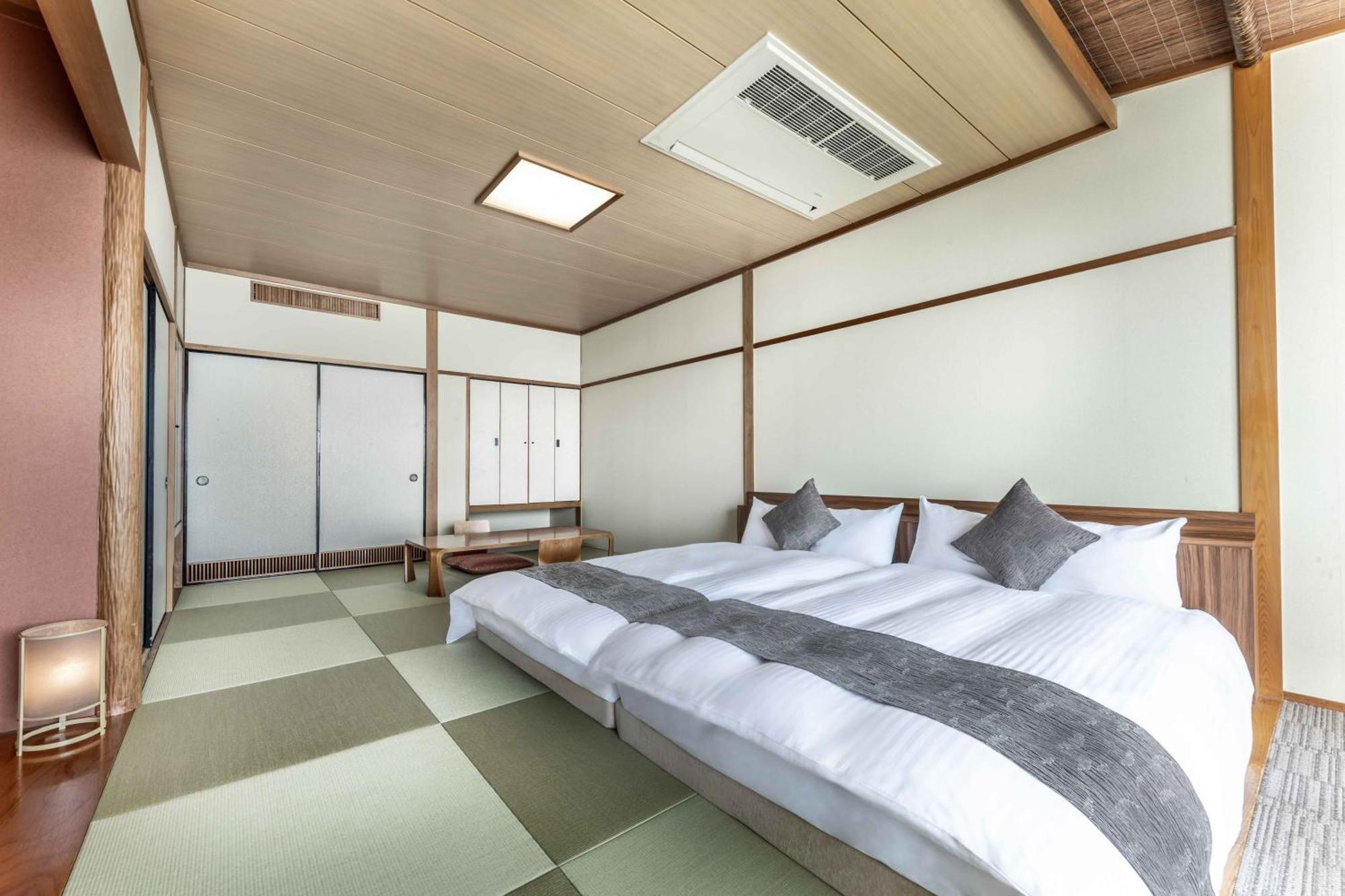 Spa And Resort Hotel Solage Oita Hiji Beppuwan Bagian luar foto