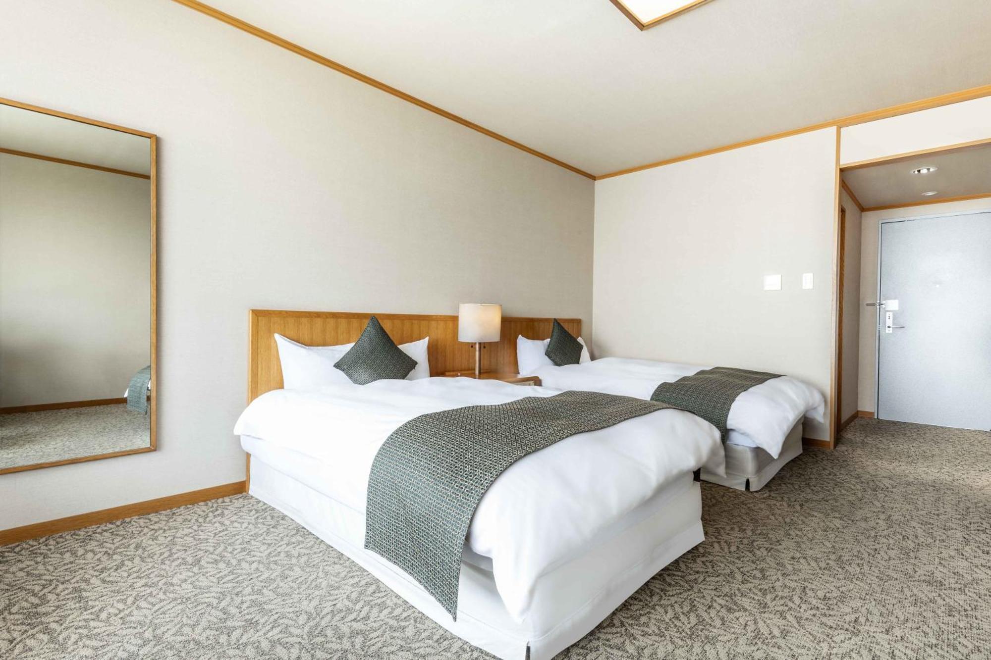 Spa And Resort Hotel Solage Oita Hiji Beppuwan Bagian luar foto